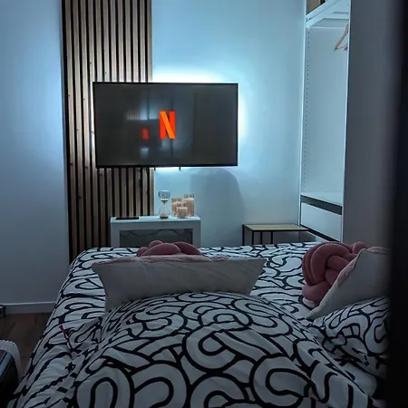 Le Charme Rose Apartment *